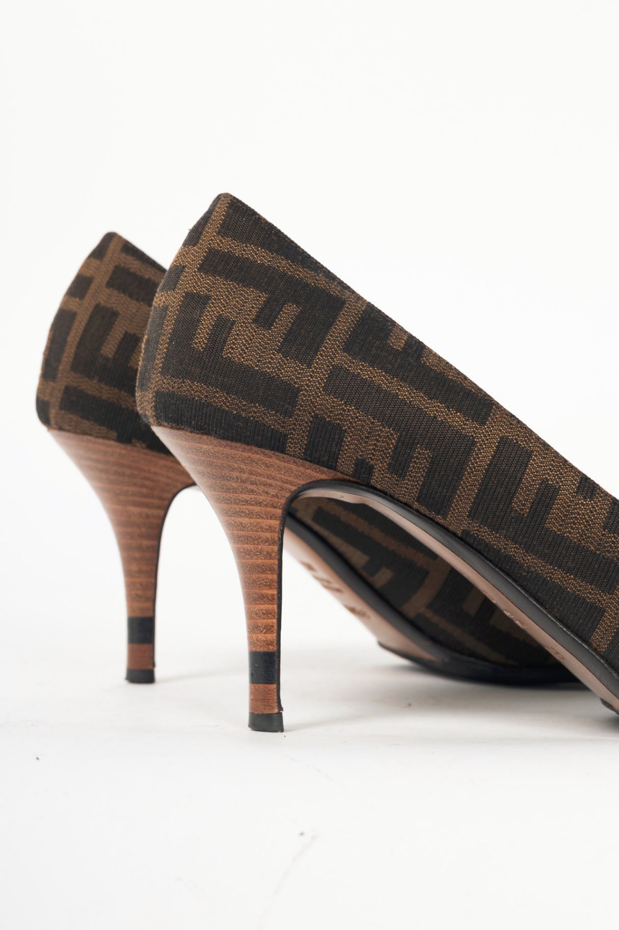 Fendi Tabacco & Nero Zucca Jacquard Bow Pumps