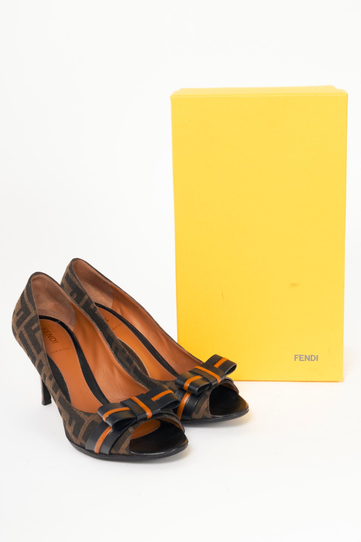 Fendi Tabacco & Nero Zucca Jacquard Bow Pumps