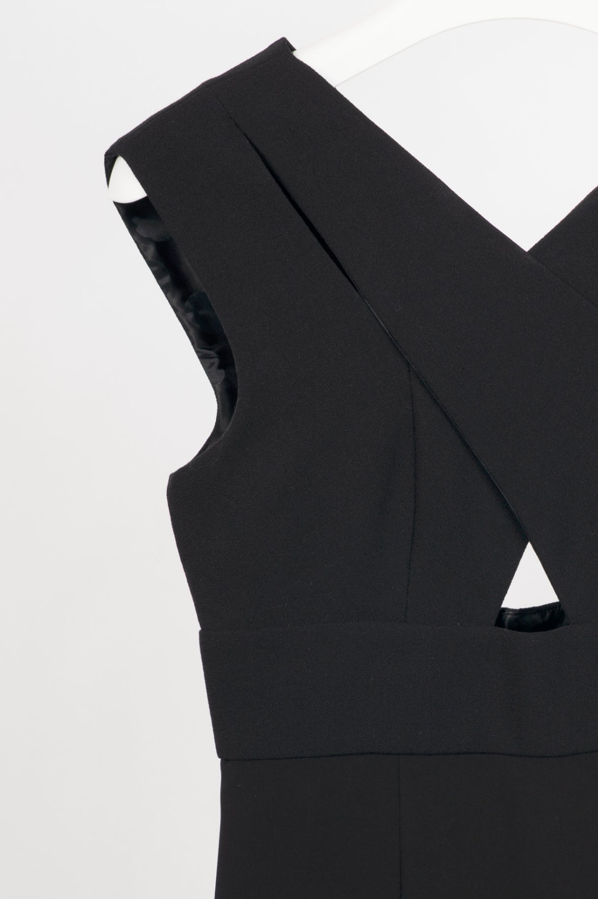 Emanuel Ungaro Black Wool Crepe Criss-Cross-Bodice Gown