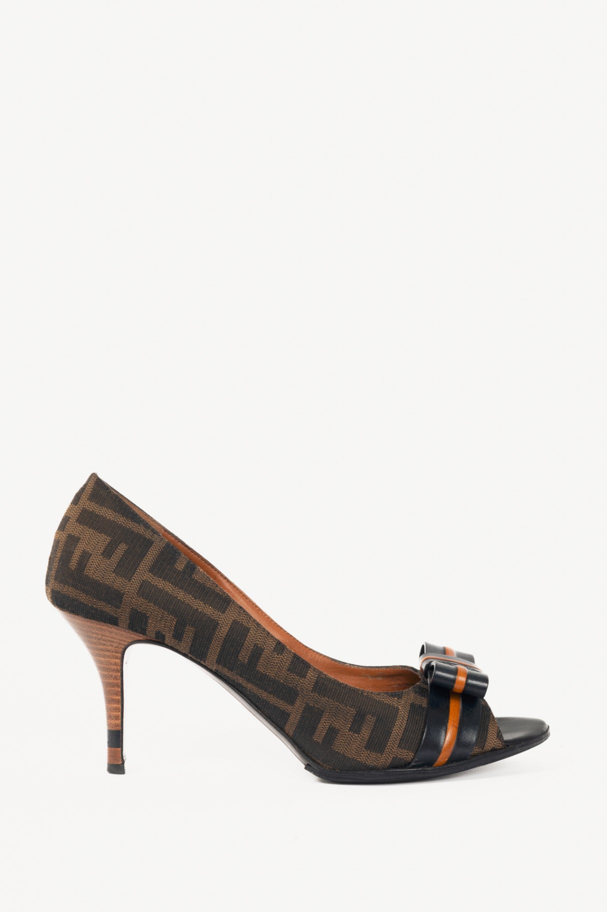 Fendi Tabacco & Nero Zucca Jacquard Bow Pumps