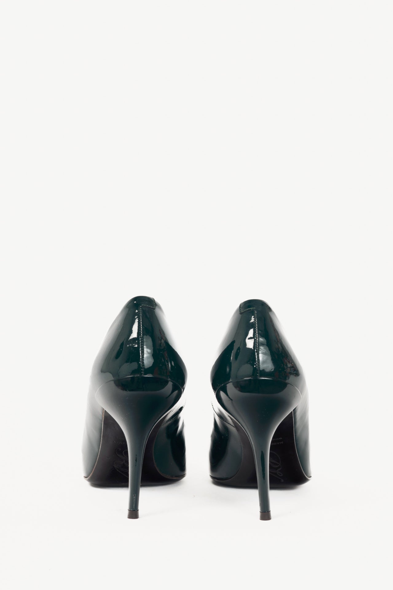 Roger Vivier Décolleté Palace 85 Cipresso Patent Buckle Pumps