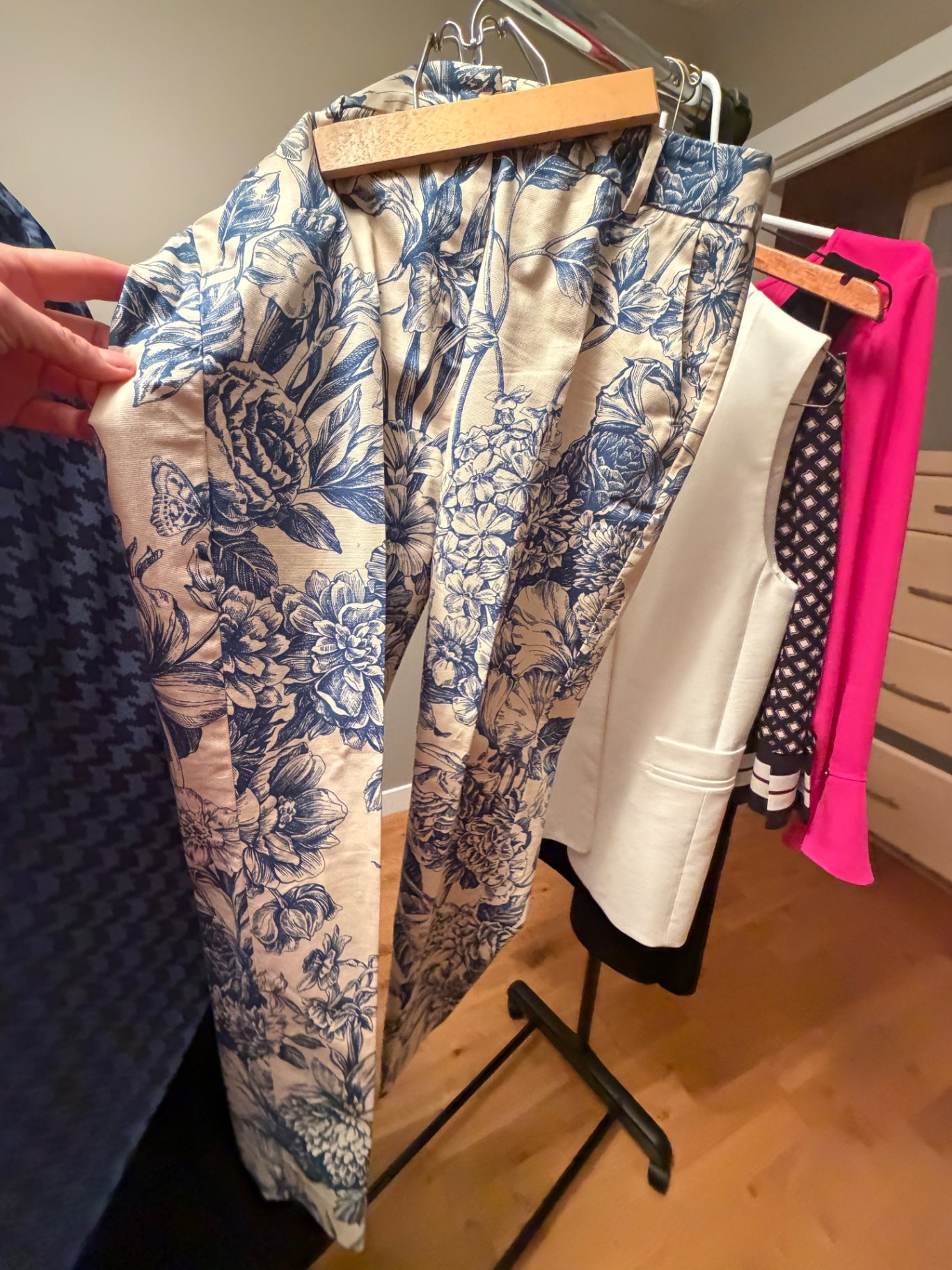 Weekend Max Mara botanical print pants