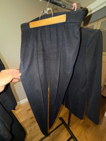 Akris Punto black velvet pant