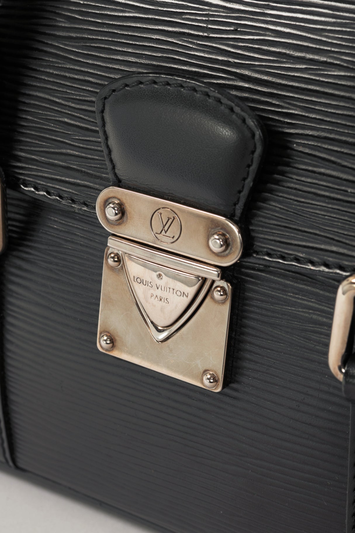Louis Vuitton Segur PM Black Epi Leather Handbag