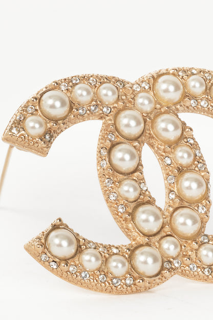 Chanel F19 Gold-Tone Faux-Pearl & Crystal-Embellished Brooch