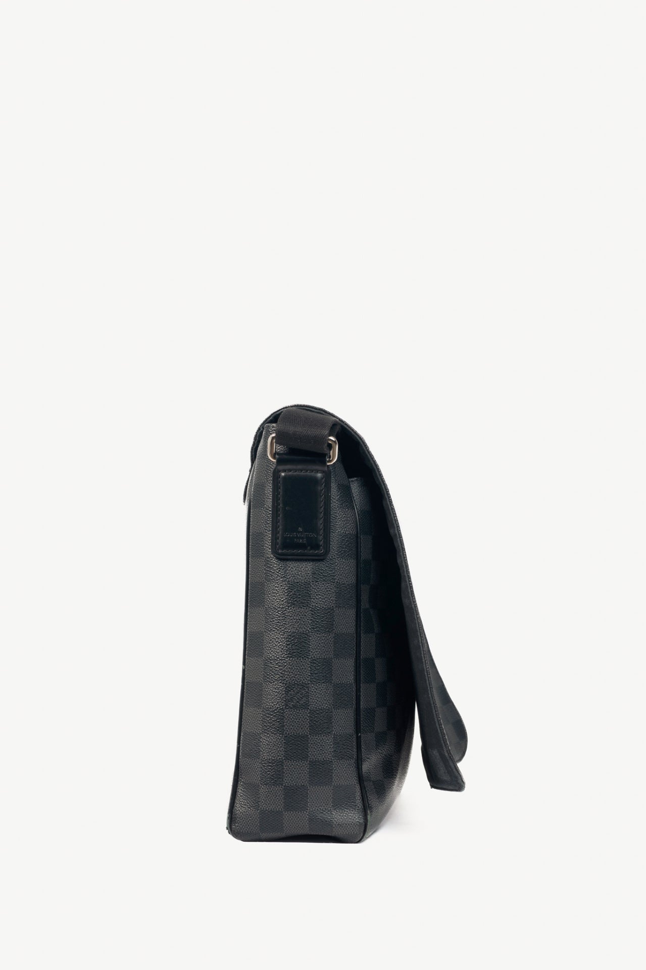 Louis Vuitton District GM Graphite Damier Canvas Messanger Bag