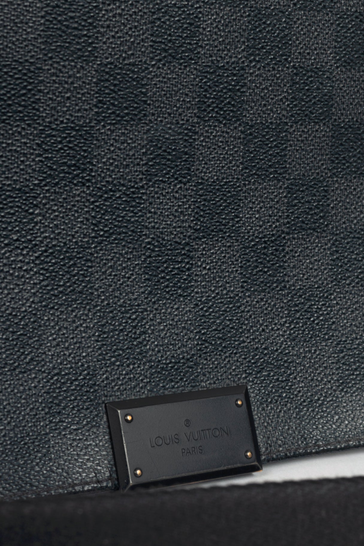 Louis Vuitton District GM Graphite Damier Canvas Messanger Bag