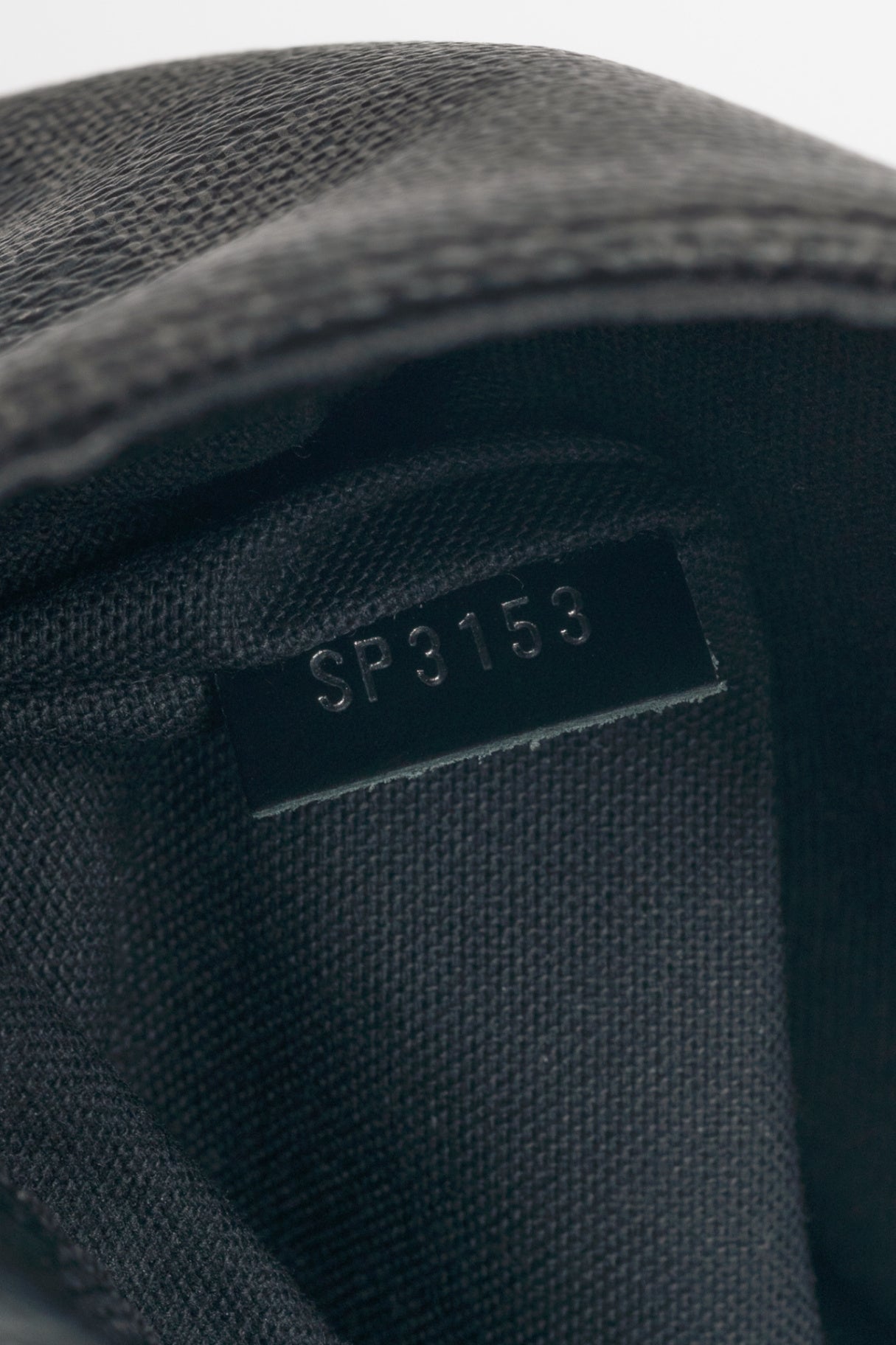 Louis Vuitton District GM Graphite Damier Canvas Messanger Bag