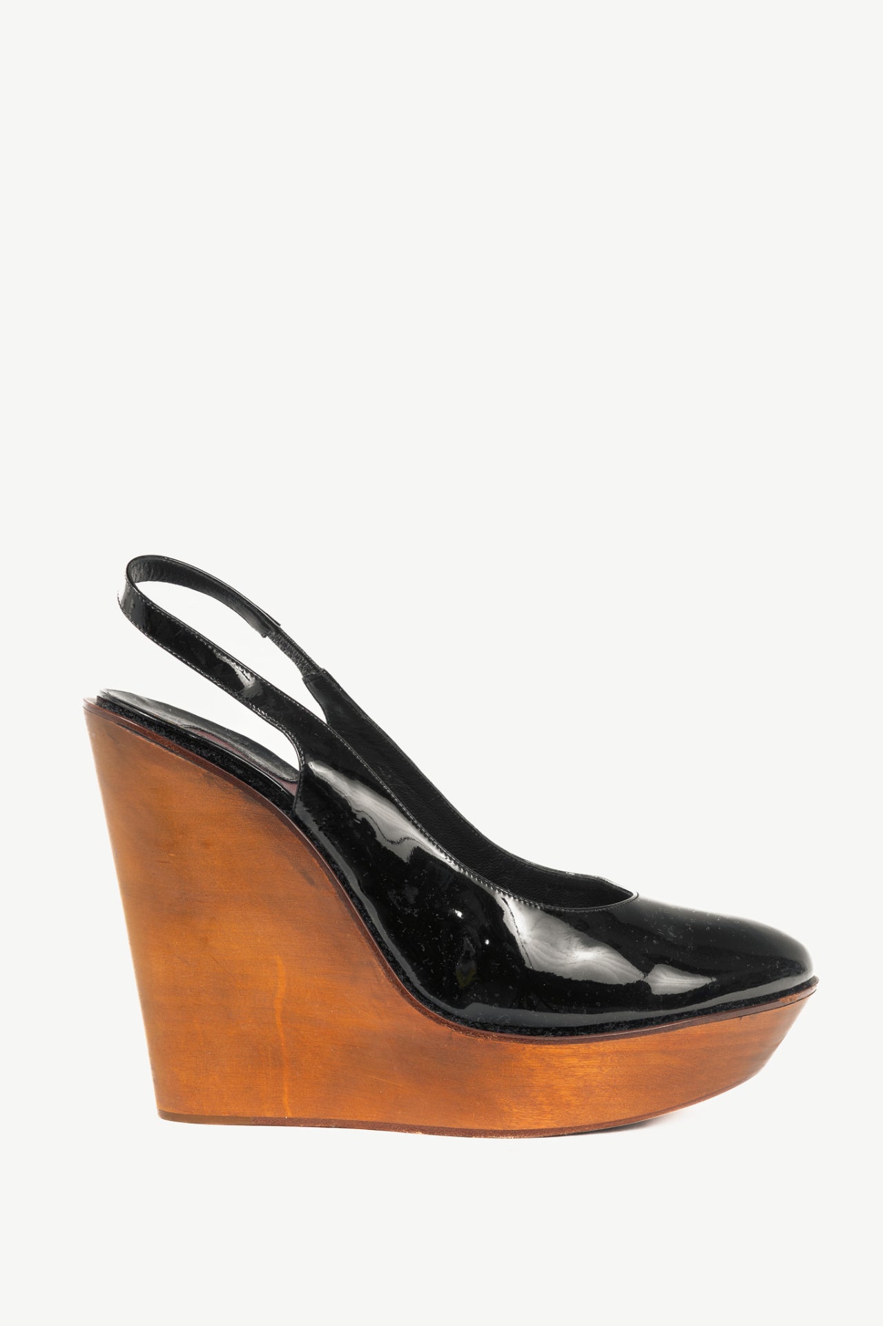 Chloe Scintilla Nero Patent Slingback Wedges