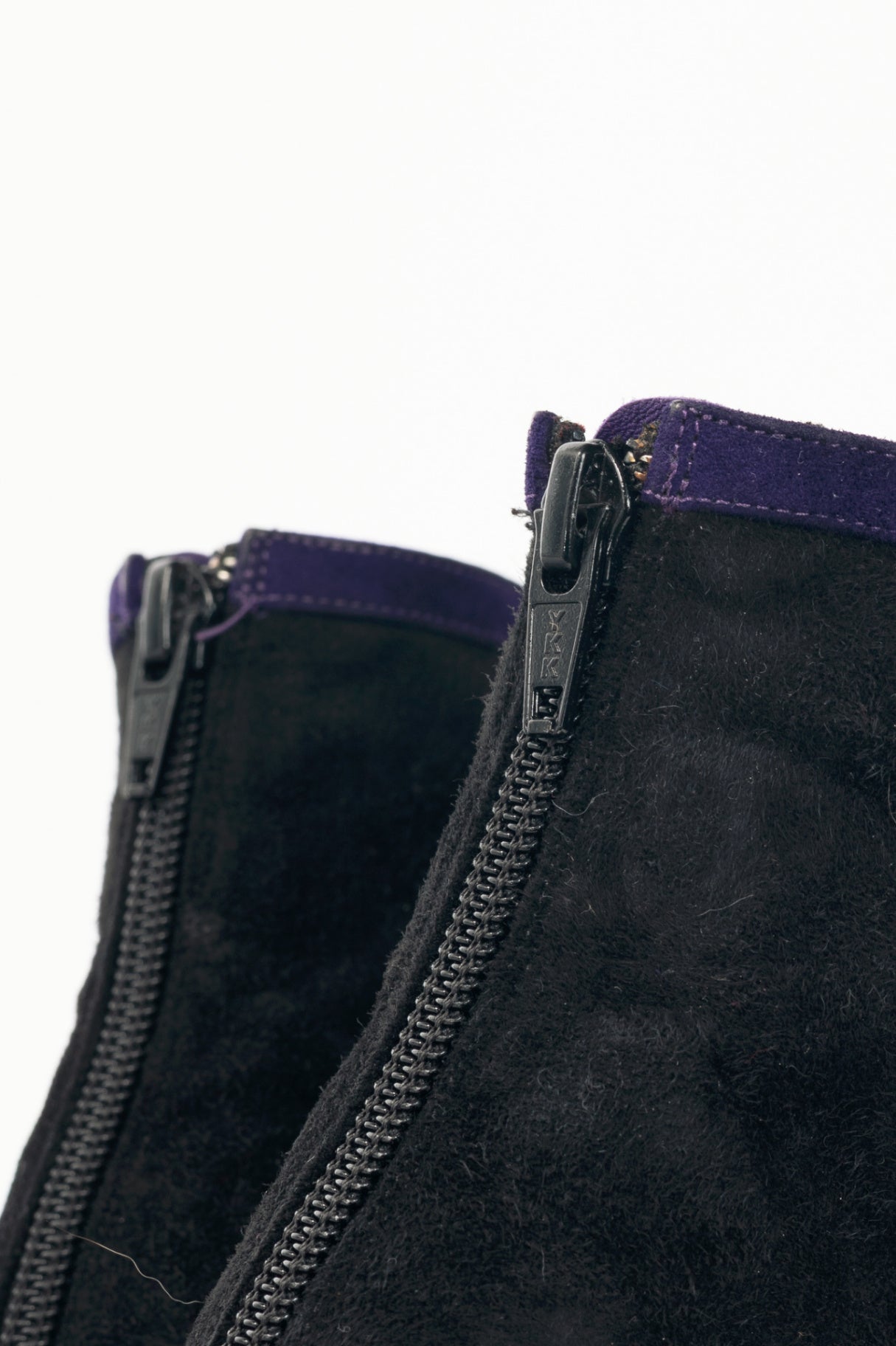 Christian Louboutin Et Trott 100 Black & Violette Veau Velours Booties