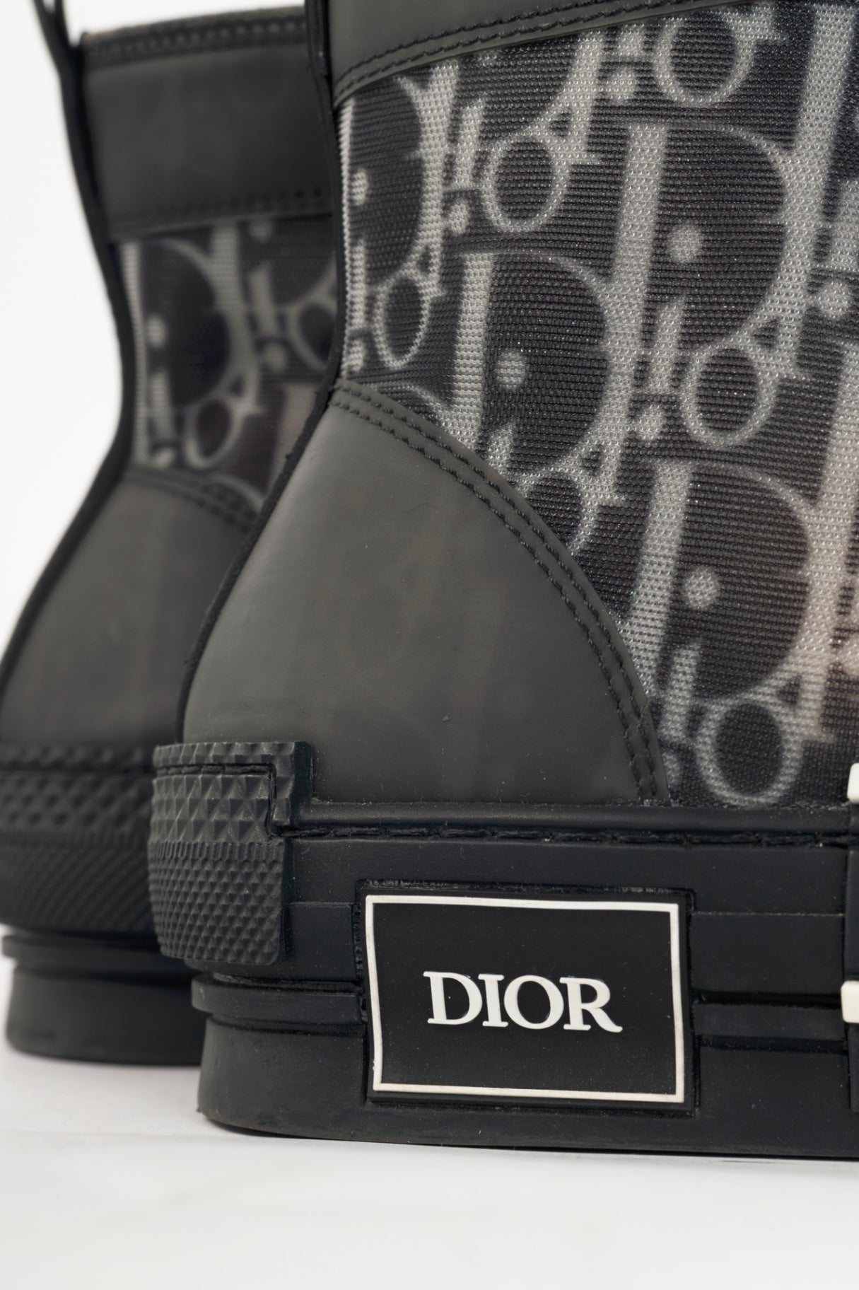 Christian Dior B23 Black Oblique-Canvas Lace-Up High-Top Sneakers
