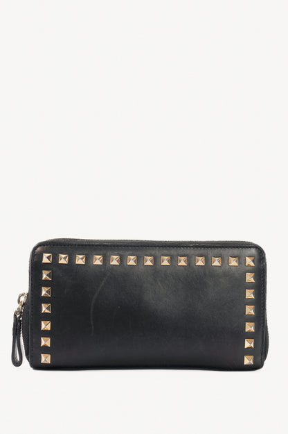 Valentino Garavani Black Leather Rockstud Zip Wallet