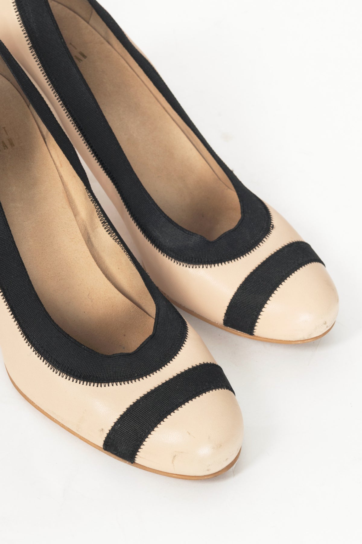 Stuart Weitzman Easily Pan Nappa Leather Elastic Pumps