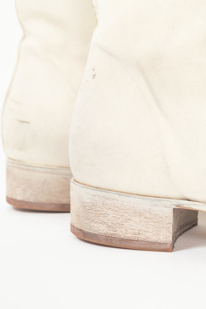 Cherevichkiotvichki Overlap White Reversed Kangaroo Lace-Up Boots