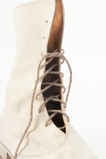 Cherevichkiotvichki Overlap White Reversed Kangaroo Lace-Up Boots