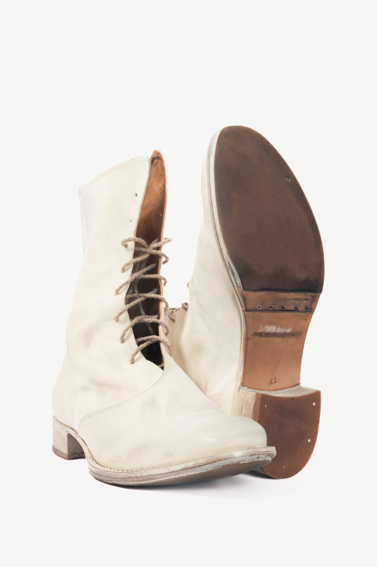 Cherevichkiotvichki Overlap White Reversed Kangaroo Lace-Up Boots