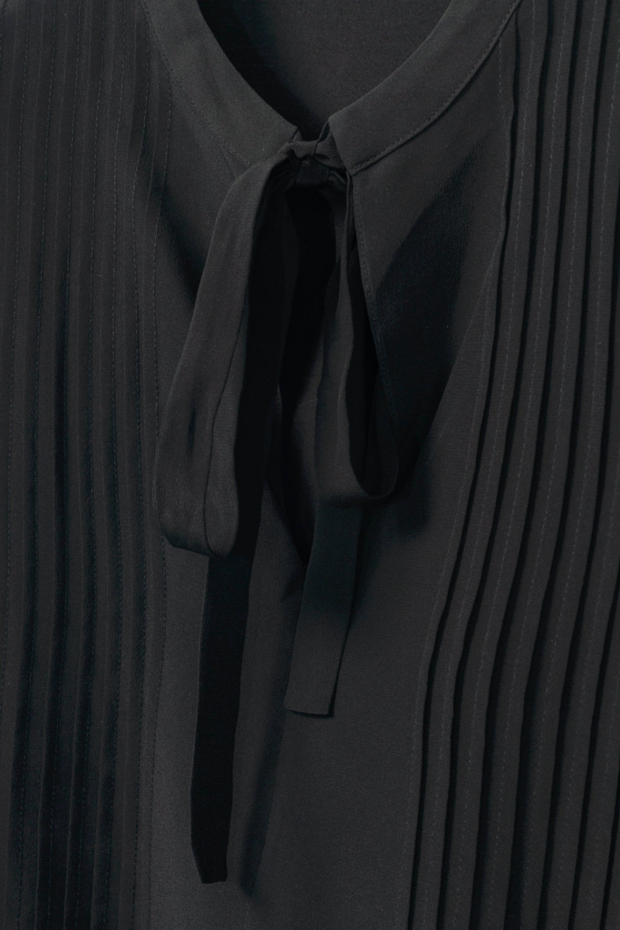 Dorothee Schumacher Black Silk-Front Tie-Neck Pintuck Blouse