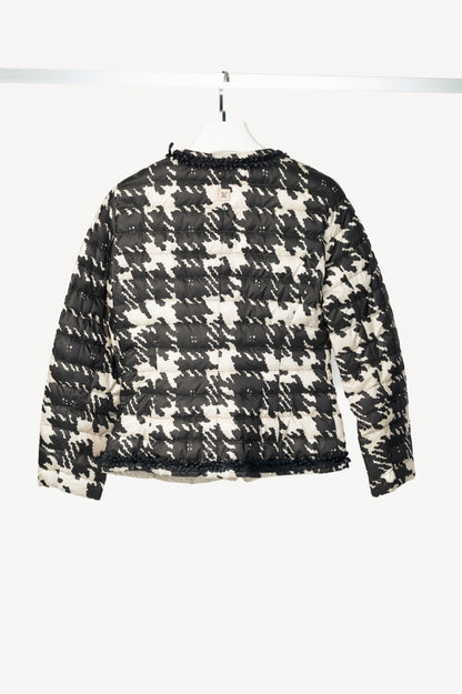 Weekend Max Mara Beige & Black Houndstooth Quilted Loop-Fringe Jacket