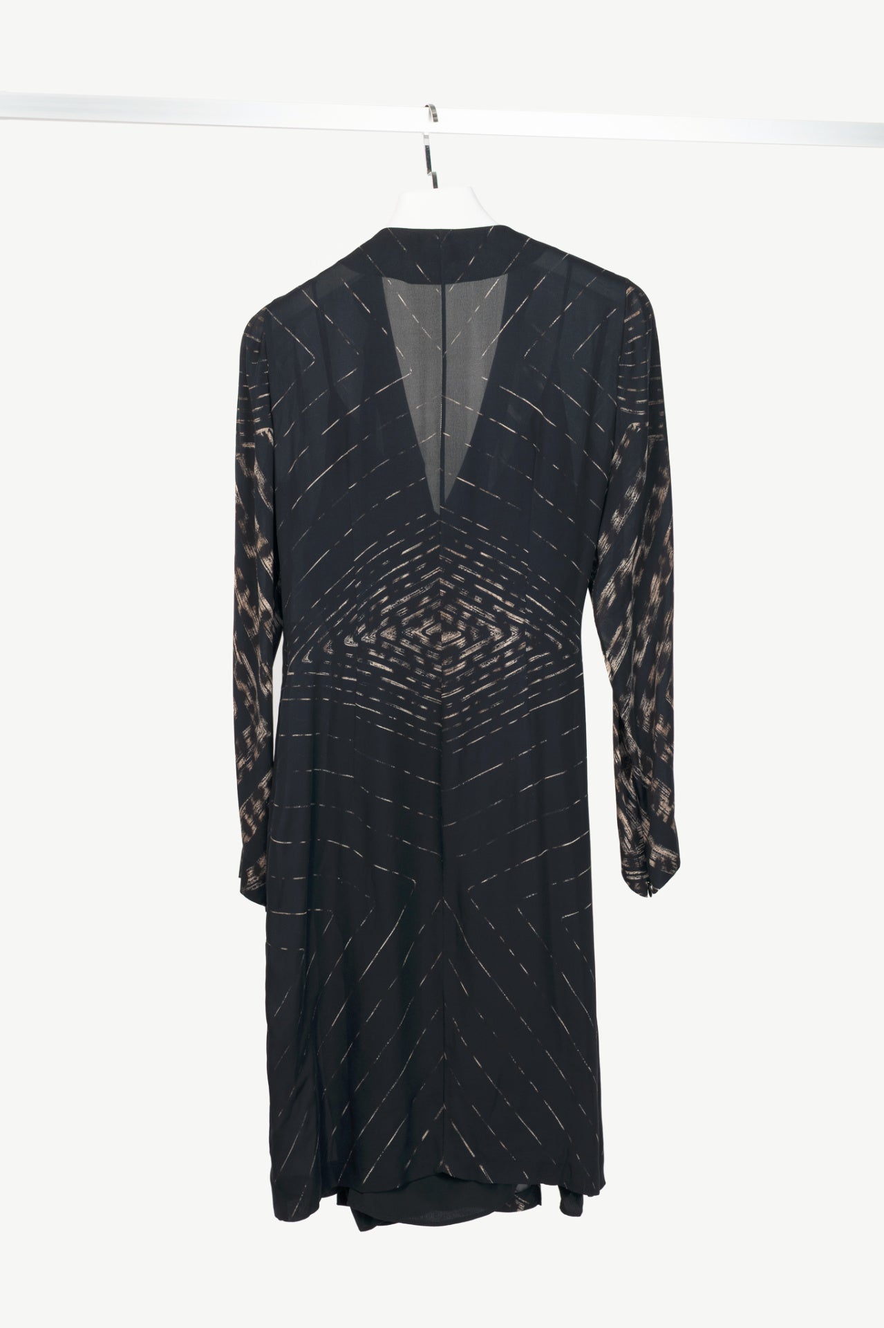 Salvatore Ferragamo Black Abstract-Print Silk-Crepe Surplice Dress