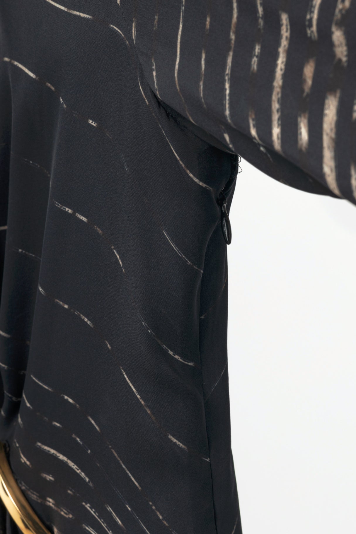 Salvatore Ferragamo Black Abstract-Print Silk-Crepe Surplice Dress