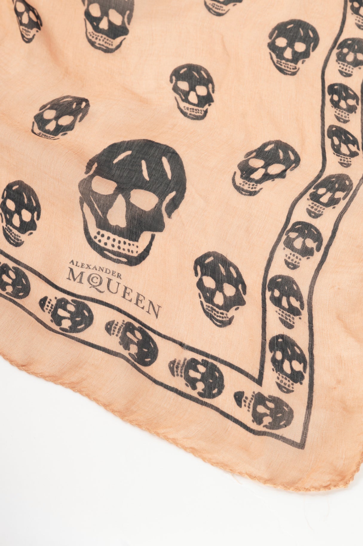 Alexander McQueen Nude & Black Skull-Print Silk-Gauze Scarf