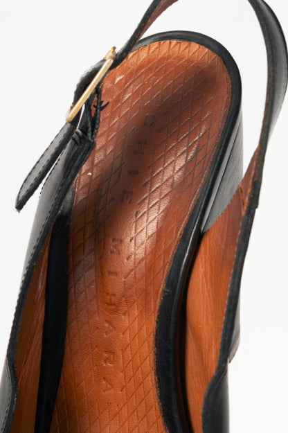 Chie Mihara Nocaso Black Leather Scalloped Slingback Heels