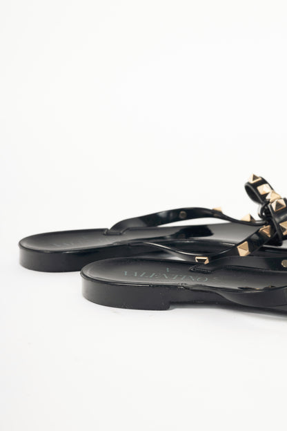 Valentino Garavani Nero Rockstud Bow Jelly Thong Sandals 