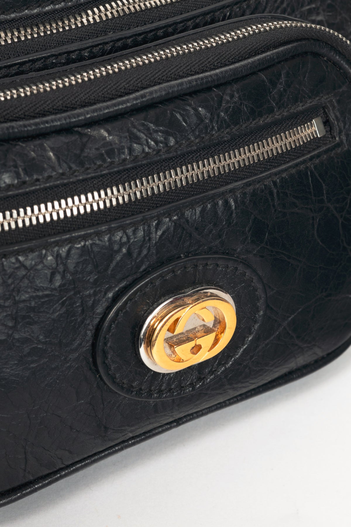 Gucci Black Leather Flat GG Belt Bag
