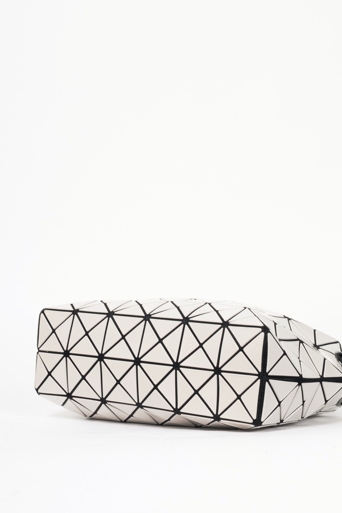 Bao Bao Issey Miyake Loop Light-Grey Geometric PVC Crossbody