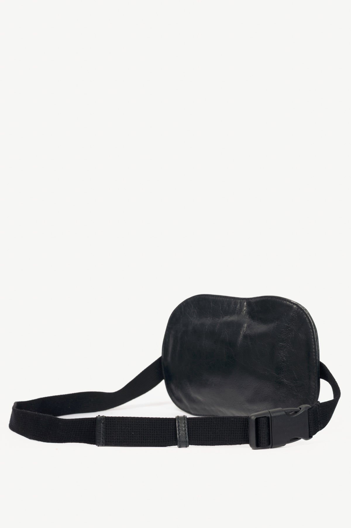 Gucci Black Leather Flat GG Belt Bag
