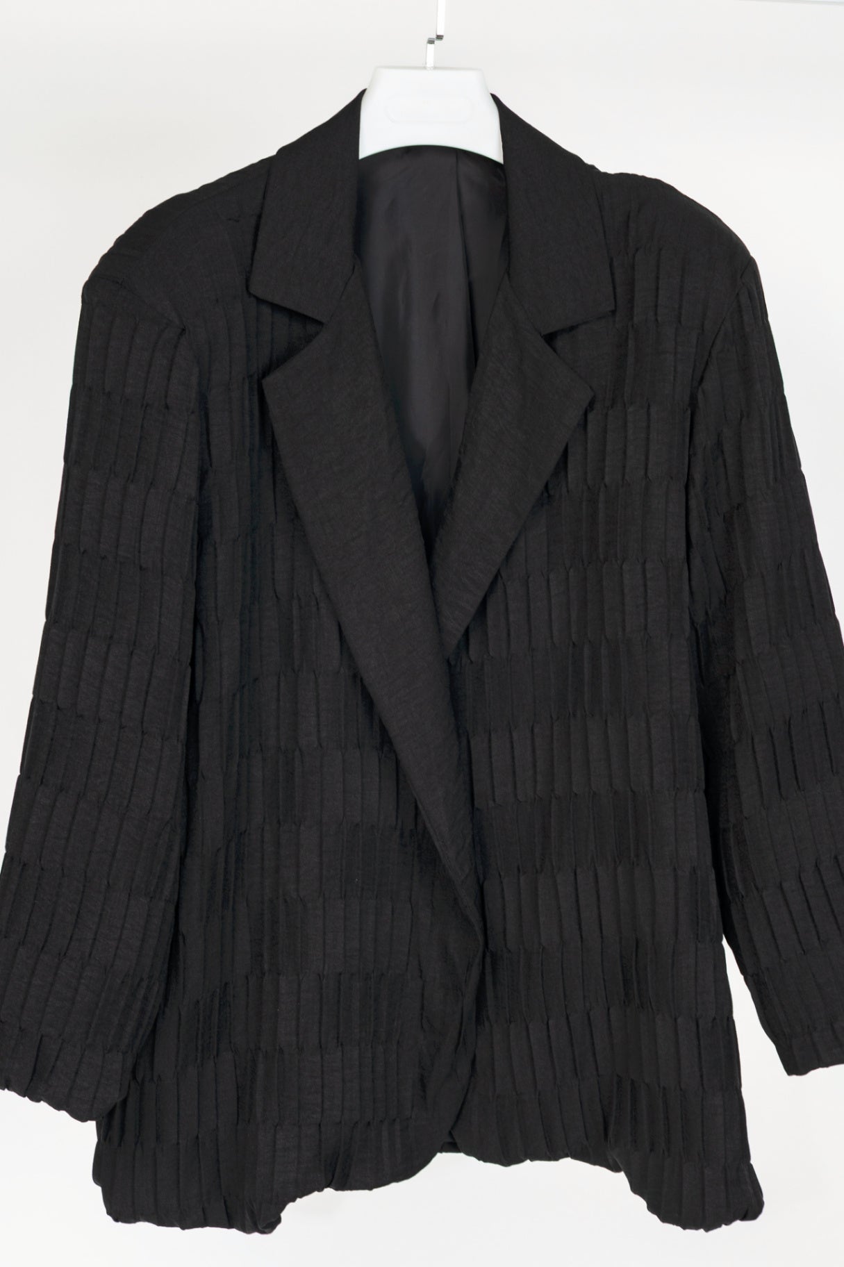 Italian Black Pleated-Twill Open-Front Blazer