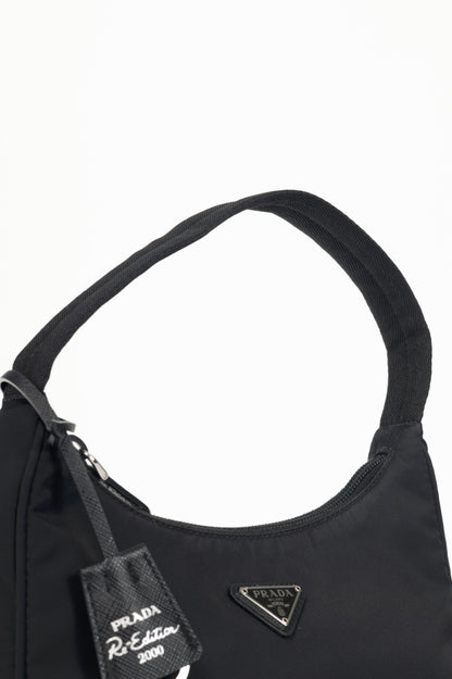 Prada Re-Edition 2000 Nero Tessuto Re-Nylon Mini-Bag