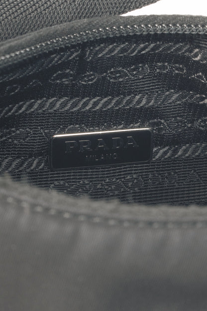 Prada Re-Edition 2000 Nero Tessuto Re-Nylon Mini-Bag