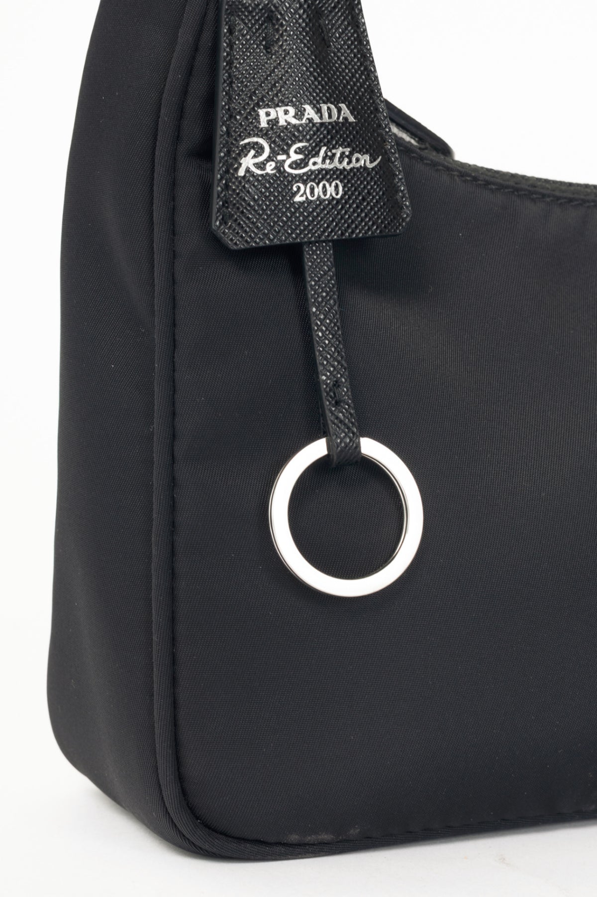 Prada Re-Edition 2000 Nero Tessuto Re-Nylon Mini-Bag