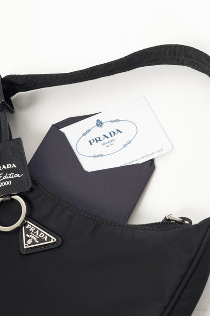 Prada Re-Edition 2000 Nero Tessuto Re-Nylon Mini-Bag