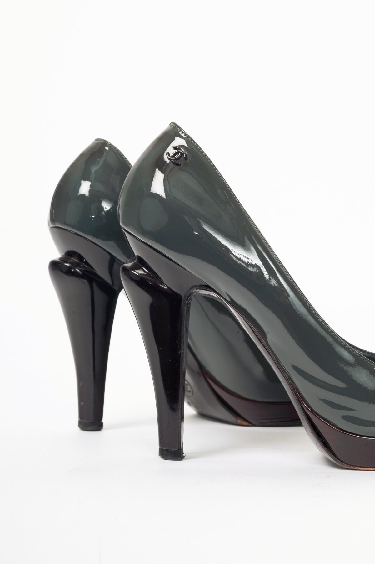 Chanel 08A Grey & Burgundy Patent-Leather Cap-Toe Heels