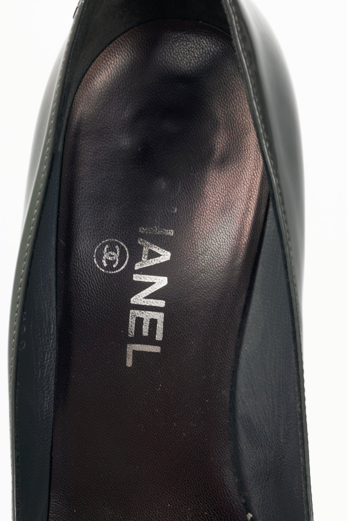 Chanel 08A Grey & Burgundy Patent-Leather Cap-Toe Heels