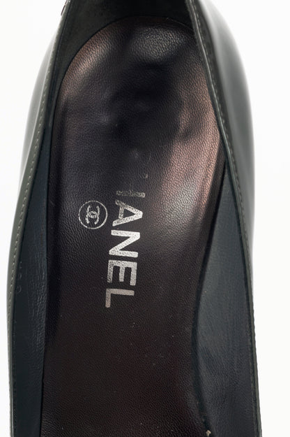 Chanel 08A Grey & Burgundy Patent-Leather Cap-Toe Heels