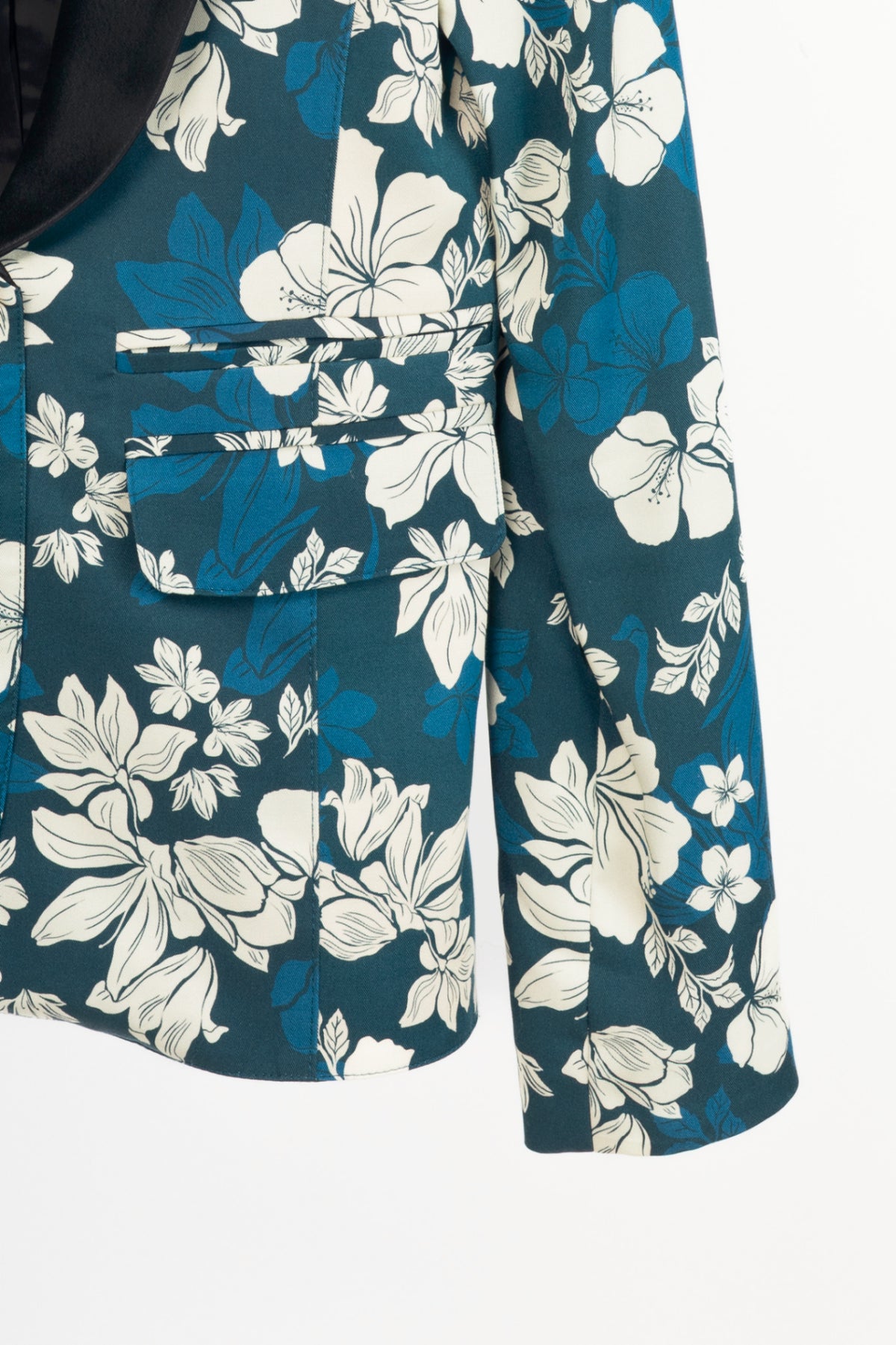 Smythe S19 Blue Hawaii Blocked Peaked Lapel Blazer