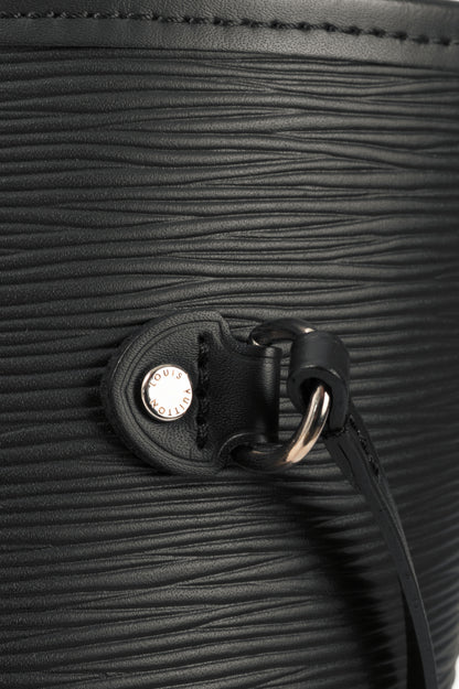 Louis Vuitton Neverfull MM Noir Epi Leather Tote