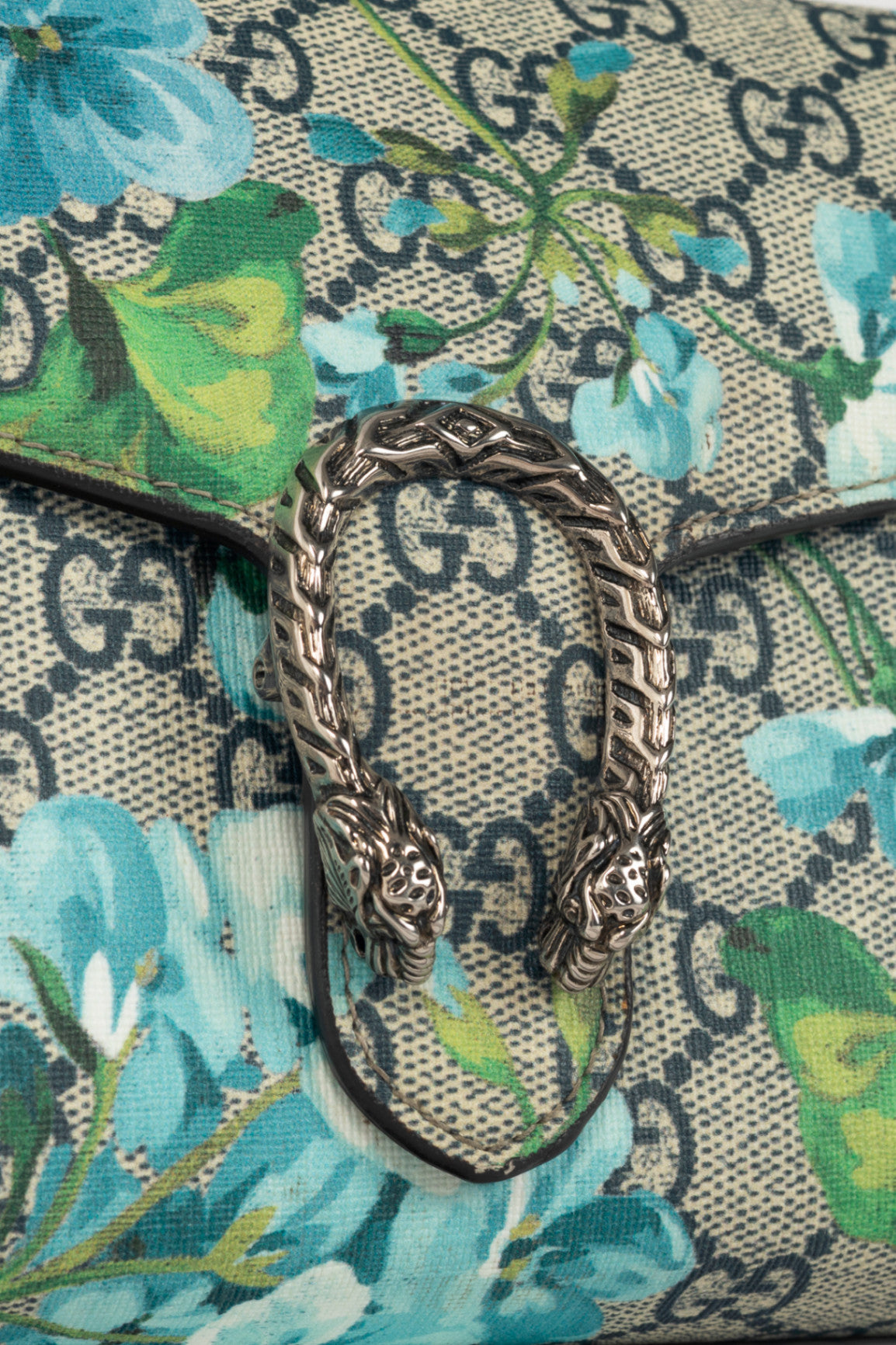 Gucci blooms bag on chain