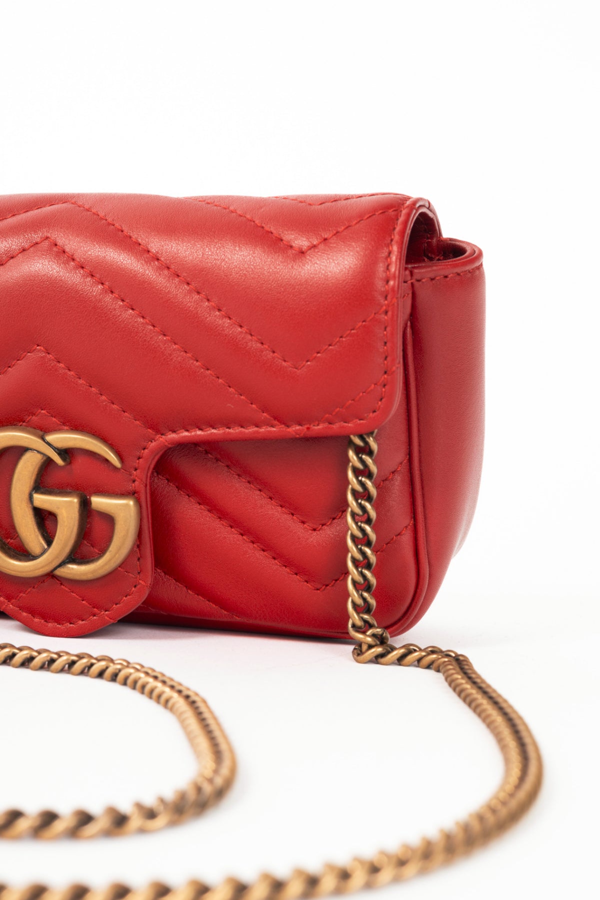 Gucci red mini marmont bag