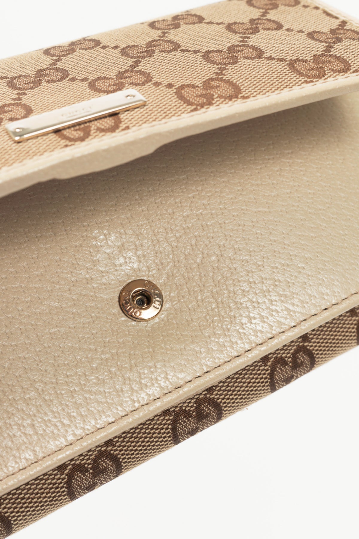 Gucci Beige & Ebony GG Canvas Cream-Trim Flap Wallet