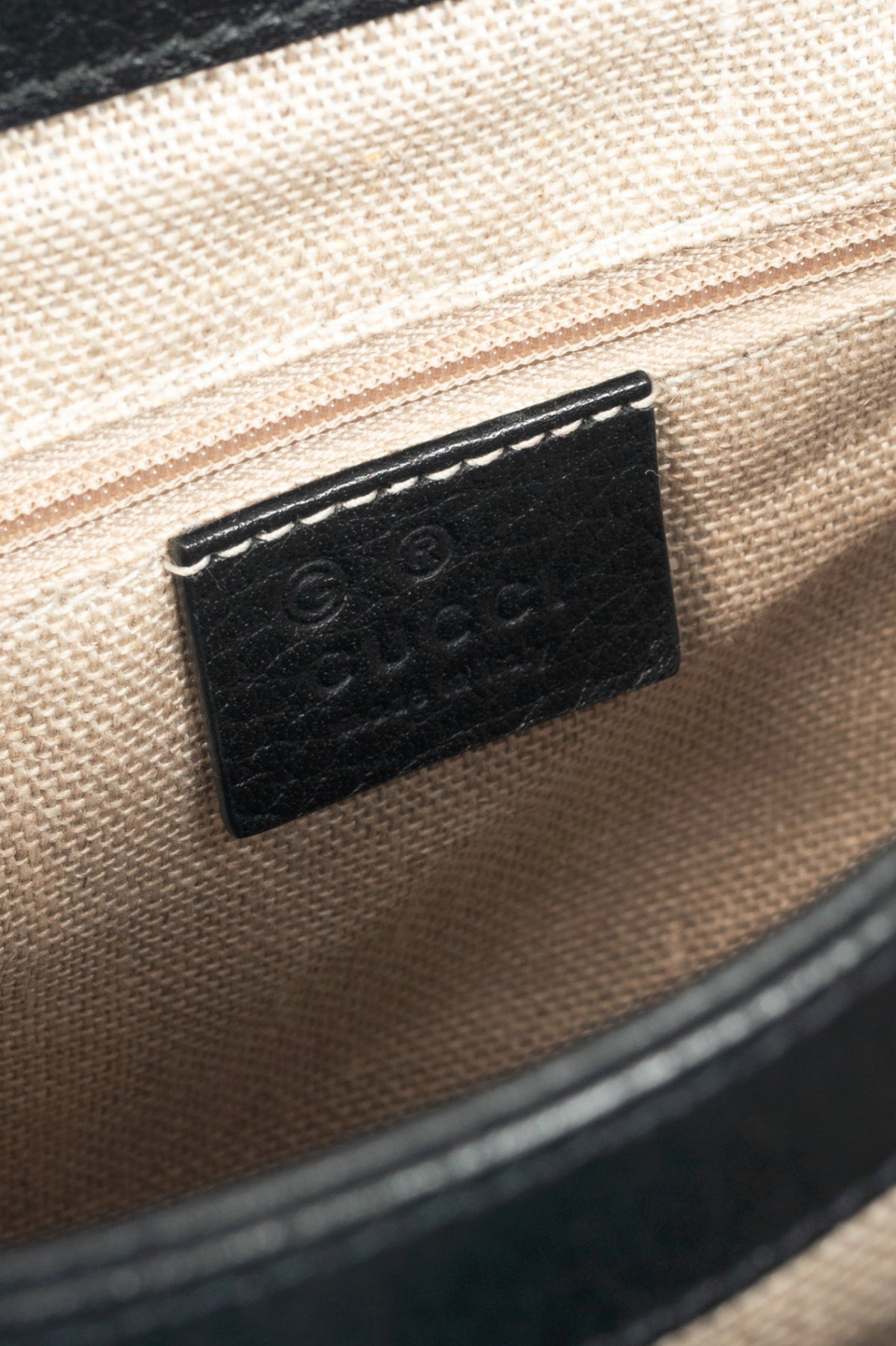 Gucci Black Pebbled-Leather Interlocking G 2-Way Handbag