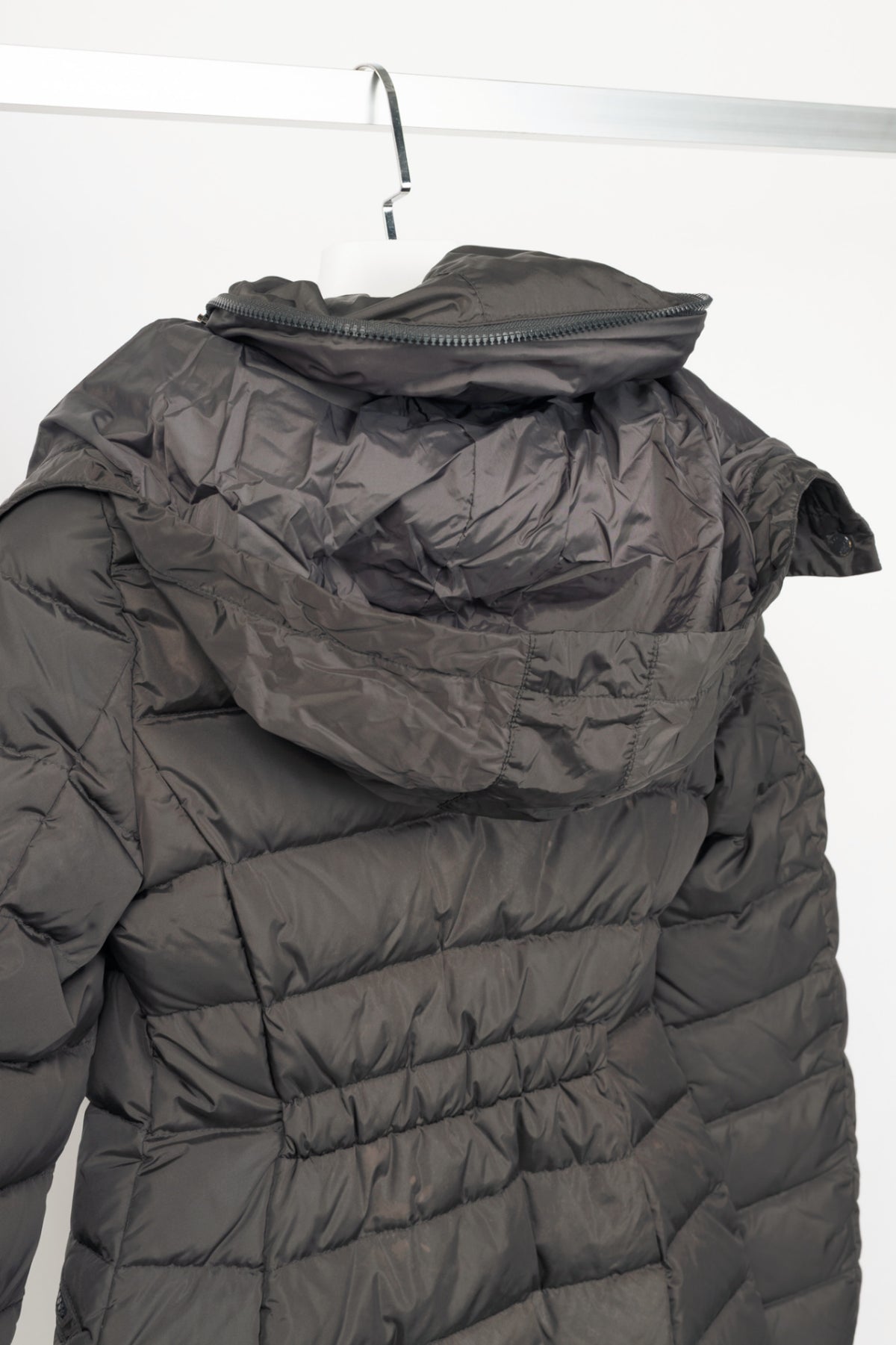Moncler Flammette Grey Nylon Hidden-Hood Puffer Down Jacket
