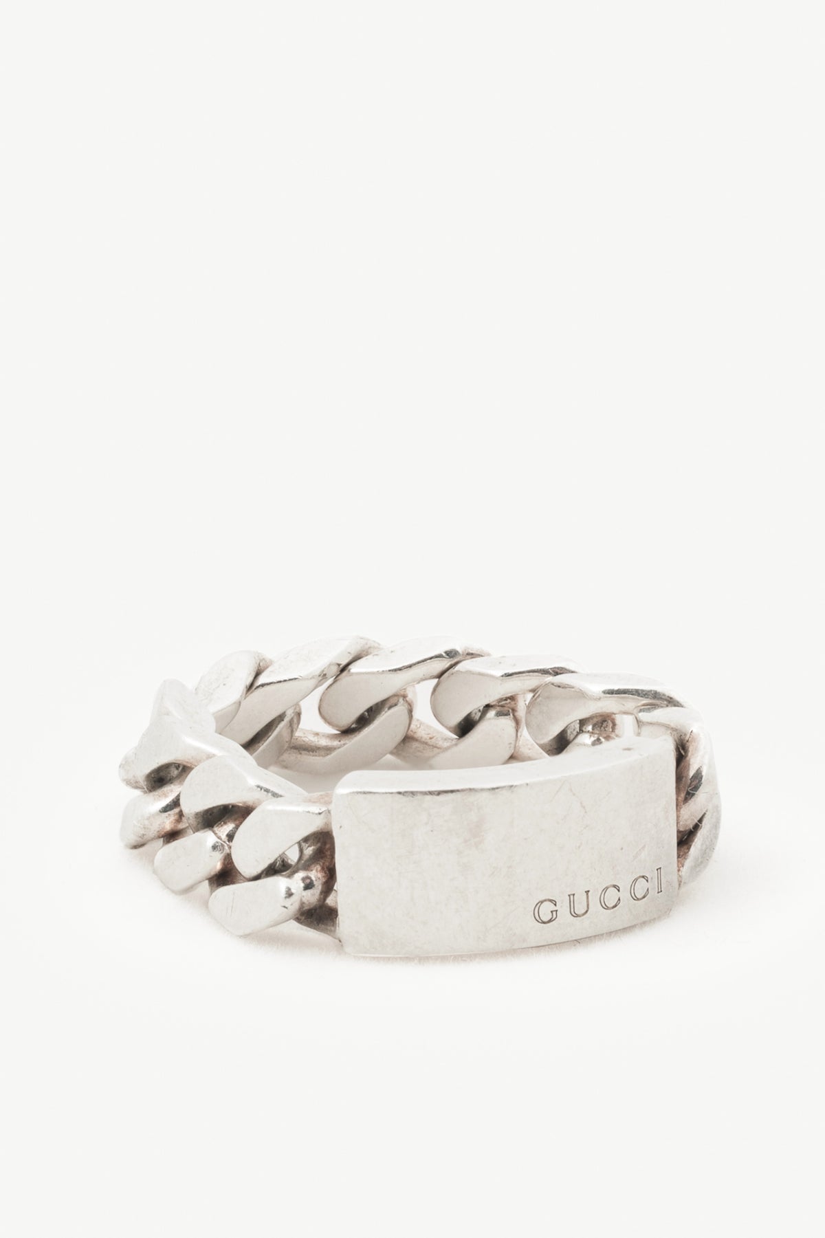 Gucci Sterling Silver Logo-Plate Chain Ring