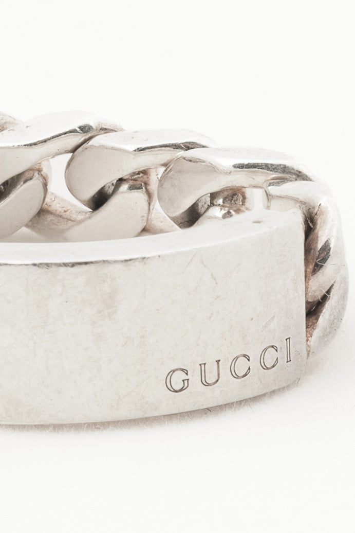 Gucci Sterling Silver Logo-Plate Chain Ring