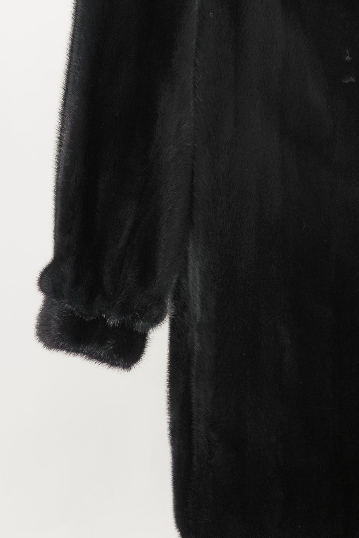 Osfur Black Mink Fur Coat