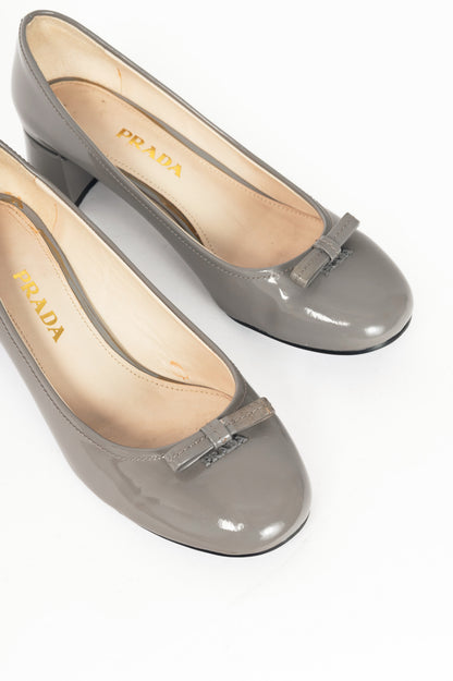 Prada Grey Patent-Leather Bow Block-Heel Pumps