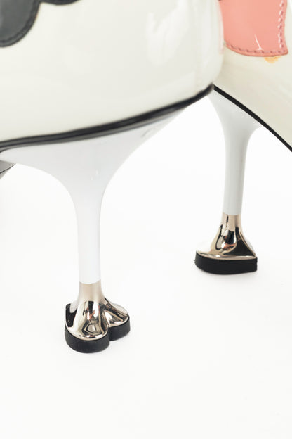 Prada R17 Bianco & Lacca Vernice Fiori Applique Pumps
